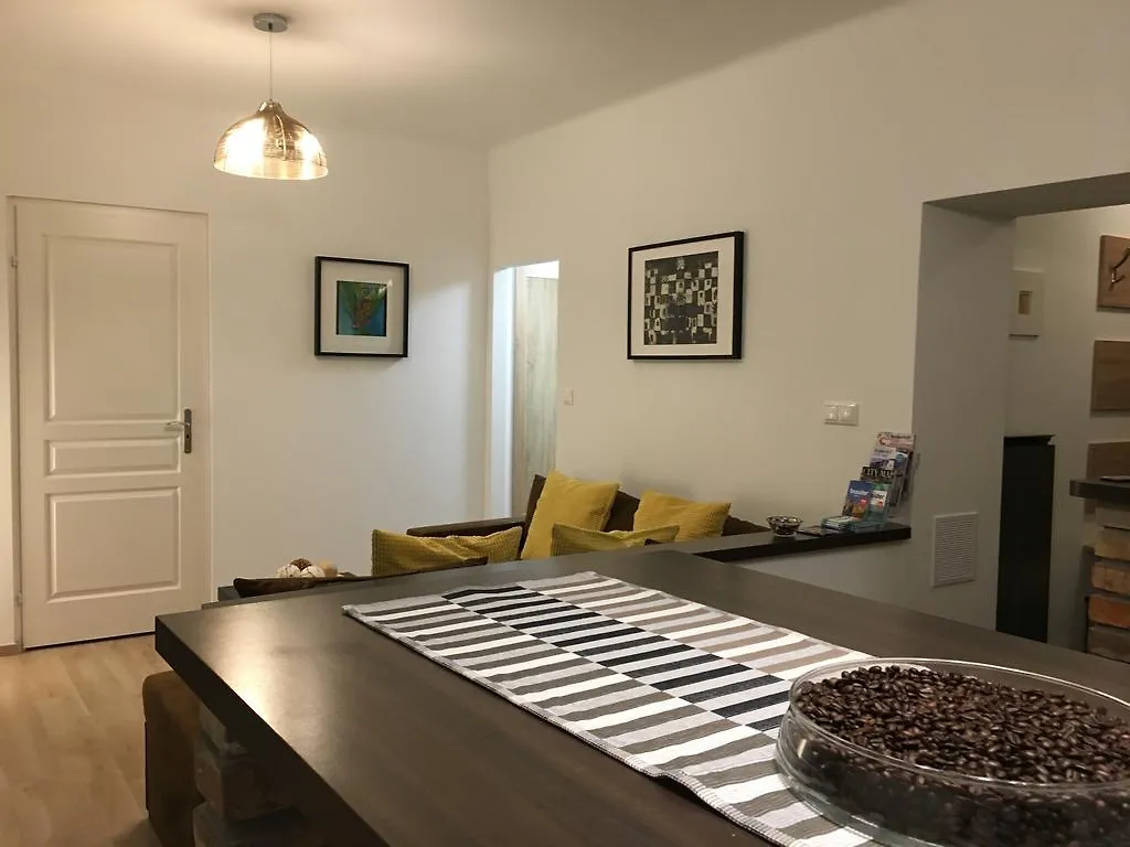 شقة فندق Sky Penthouse Apartman بودابست