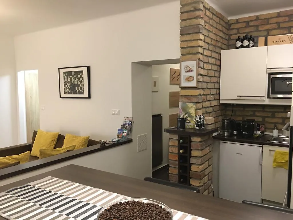 فندق Sky Penthouse Apartman بودابست المجر