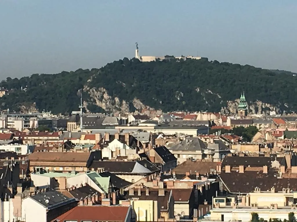 Sky Penthouse Apartman Budapest Hotel